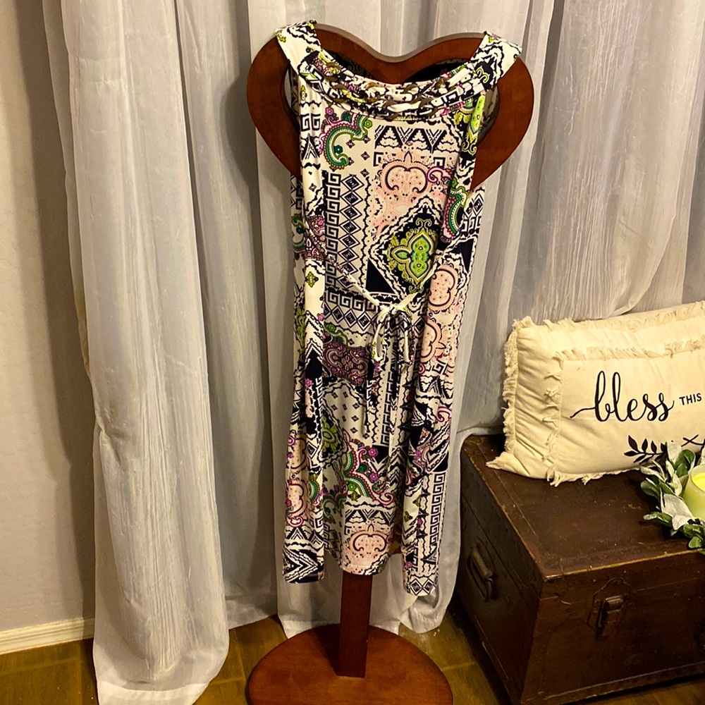 Nina Leonard small dress.